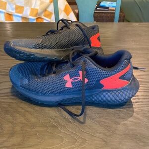 Under Armour Sneakers